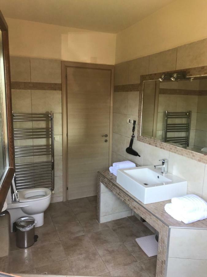 M Varkes Villa Nea Moudania Zewnętrze zdjęcie
